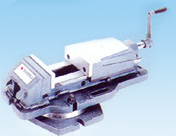 Hydraulic machine vise